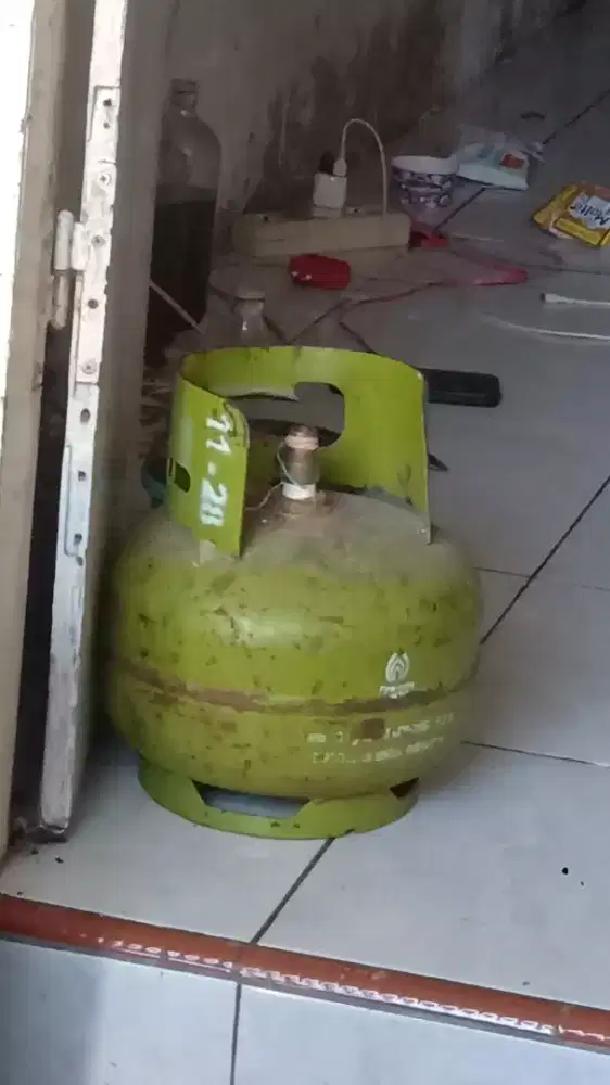 Tabung LPG elpiji tanpa isi