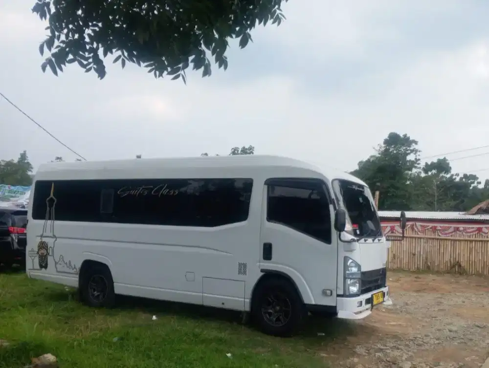 Isuzu NLR 85 2022