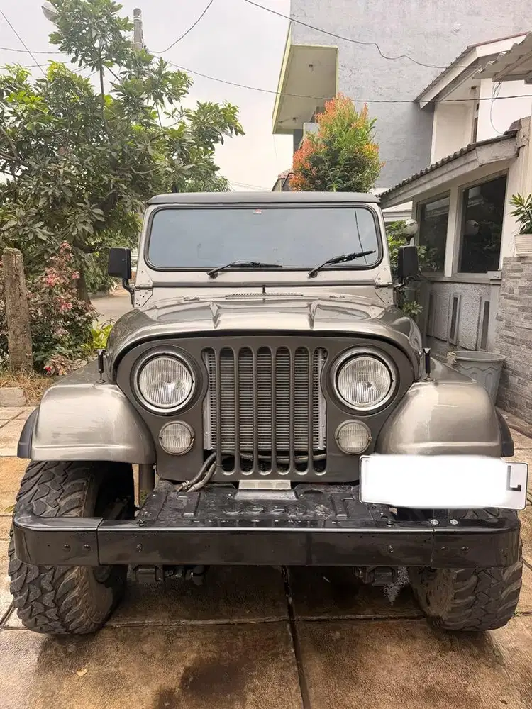Jeep CJ-7 tahun 1981