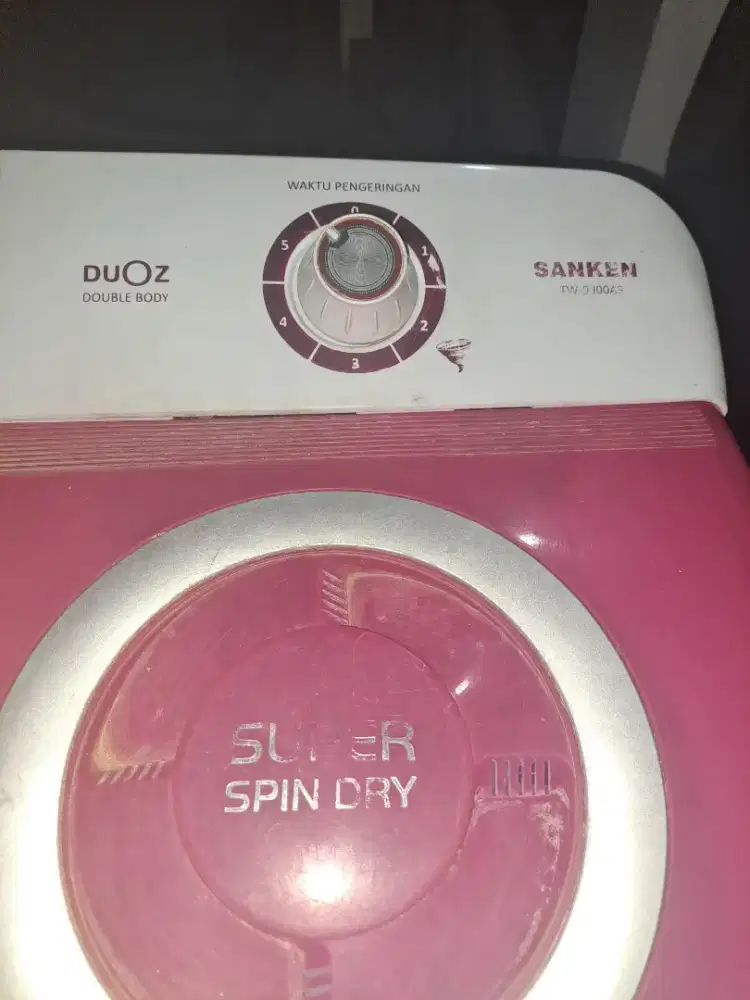 Mesin cuci 2tabung 9kg sanken