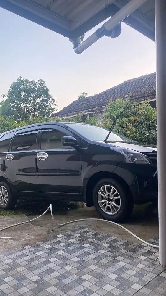 XENIA TYPE R FAMILLY