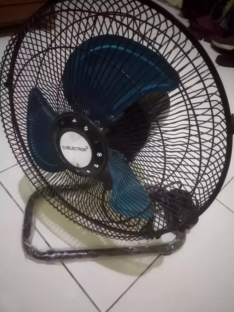 Kipas angin 14 inch