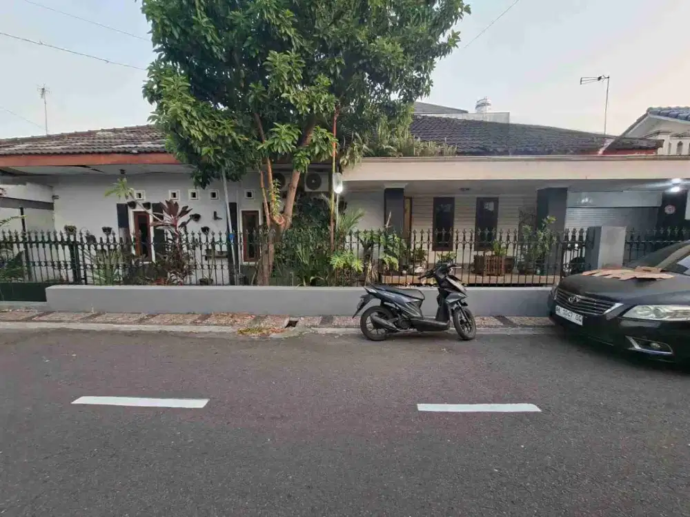 Tanah strategis bonus bangunan dalam perumahan dekat kampus Poltekkes, STPN & UNISA