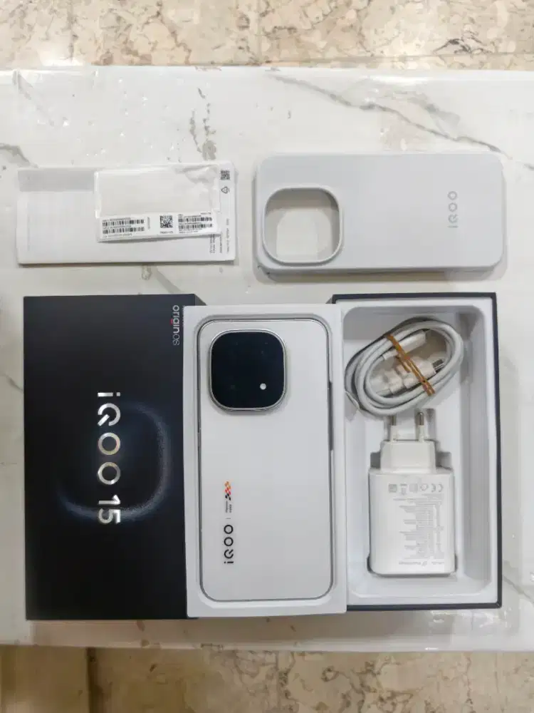IQOO 15 16/1TB Garansi super panjang Fullset Mulus Like New
