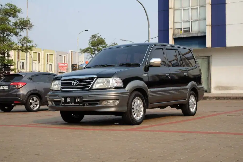 Kijang Krista Bensin Manual (M/T) 2003