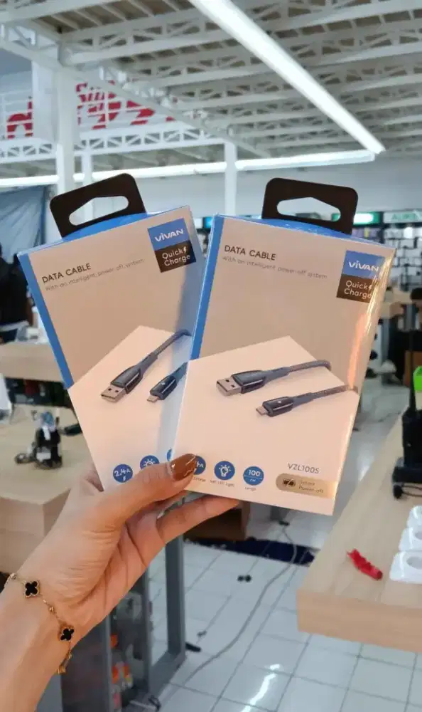 KABEL DATA CHARGER LIGHTNING