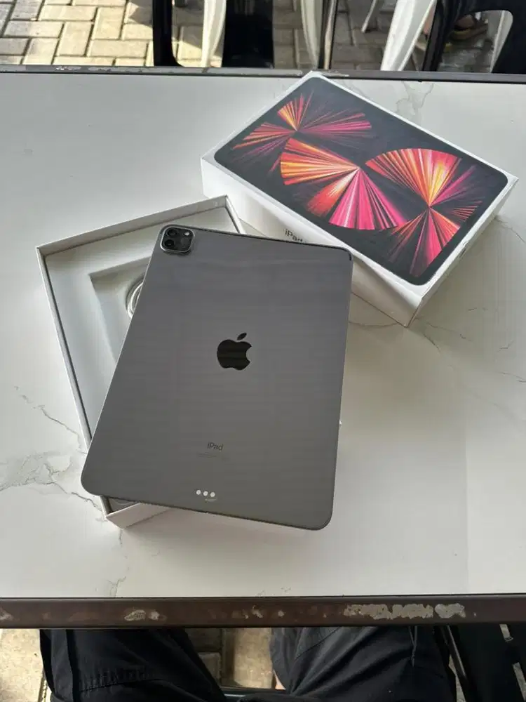 Ipad gen 3 m1 128gb gray