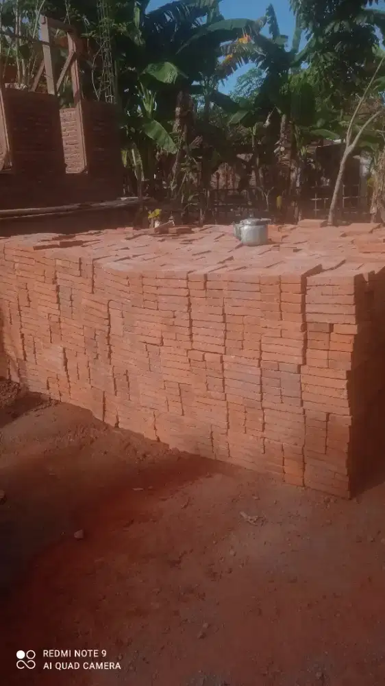 Bata merah manual