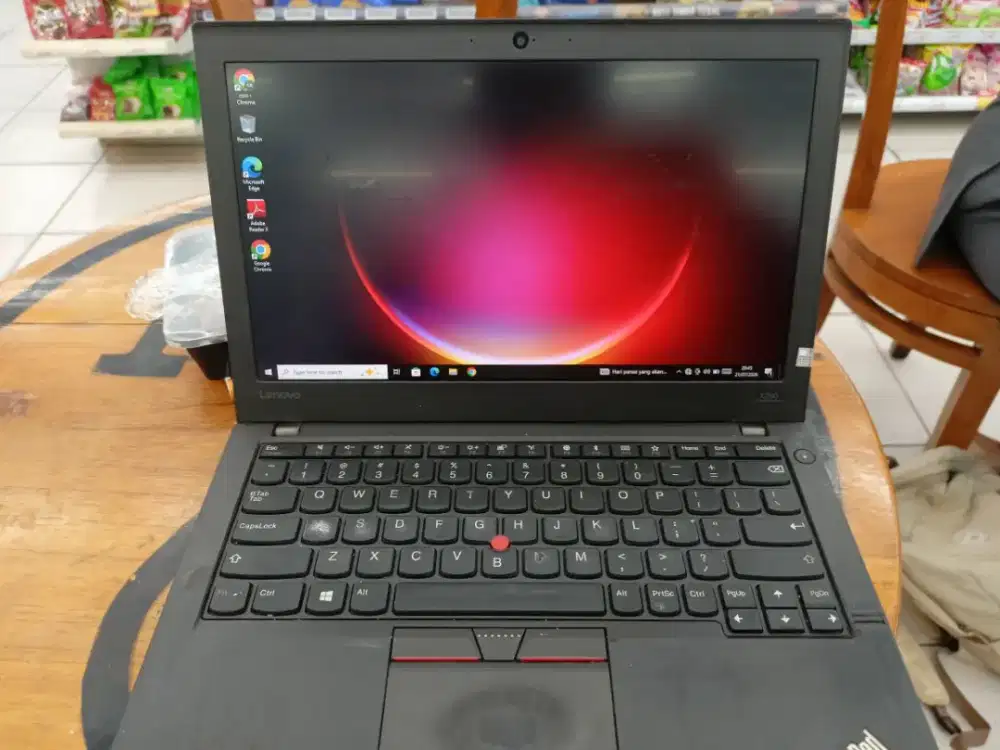 Lenovo thinkpad x260 i5 gen 6 ssd 256gb ngebut