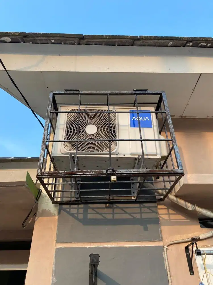 Kerangkeng Ac Outdoor