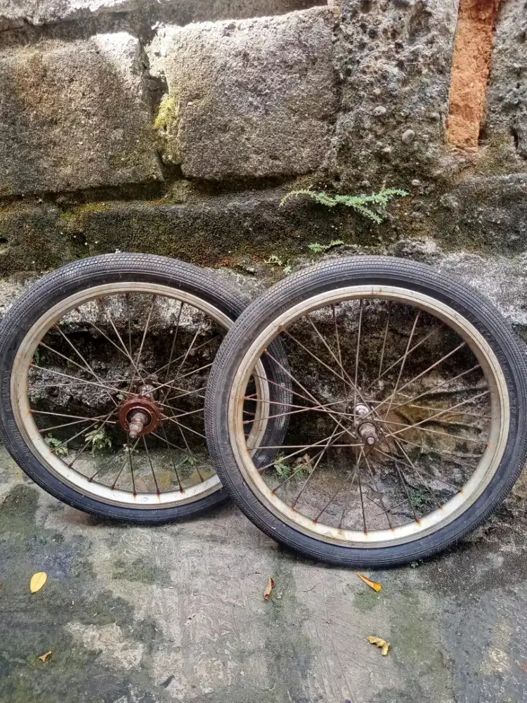 Vleg sepeda BMX ukuran 18