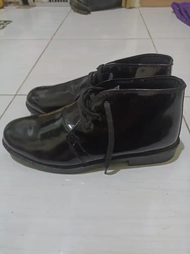 SEPATU PDH new.