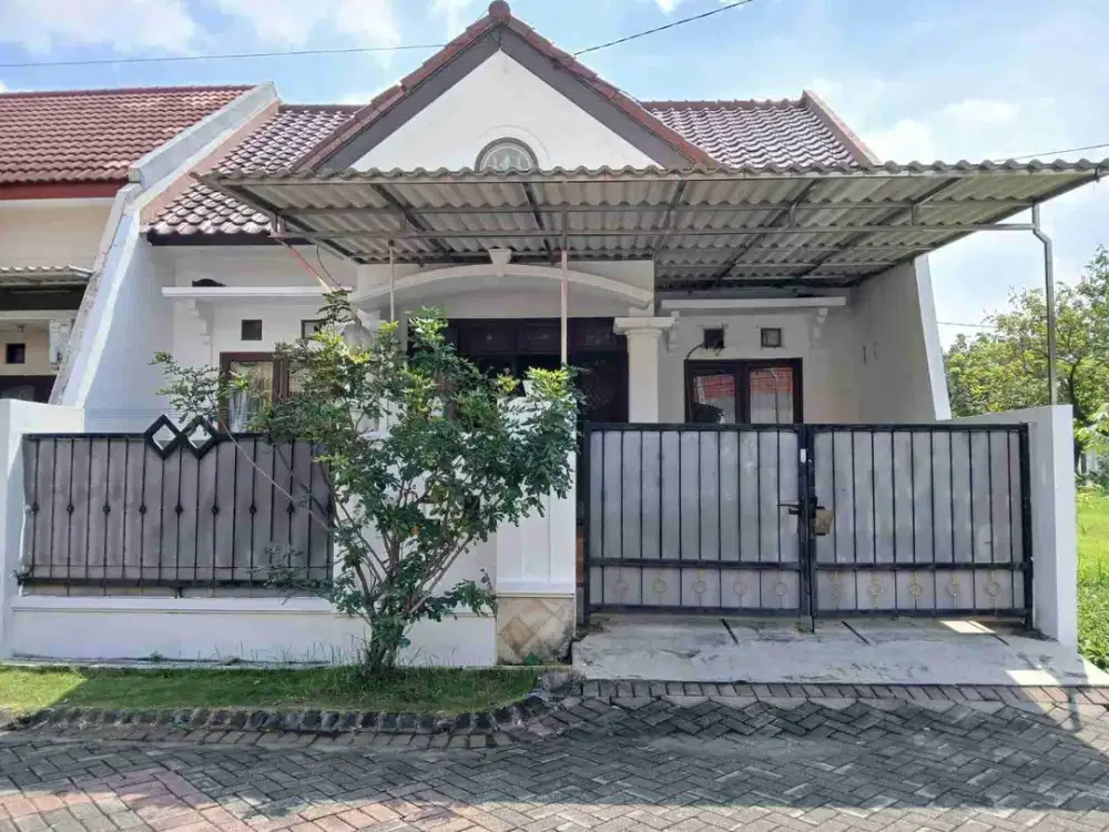 ‼BUTUH CEPAT LAKU‼Rumah Siap Huni UK (9X15) di Perumahan Graha Sampurna Indah Wiyung Surabaya.
