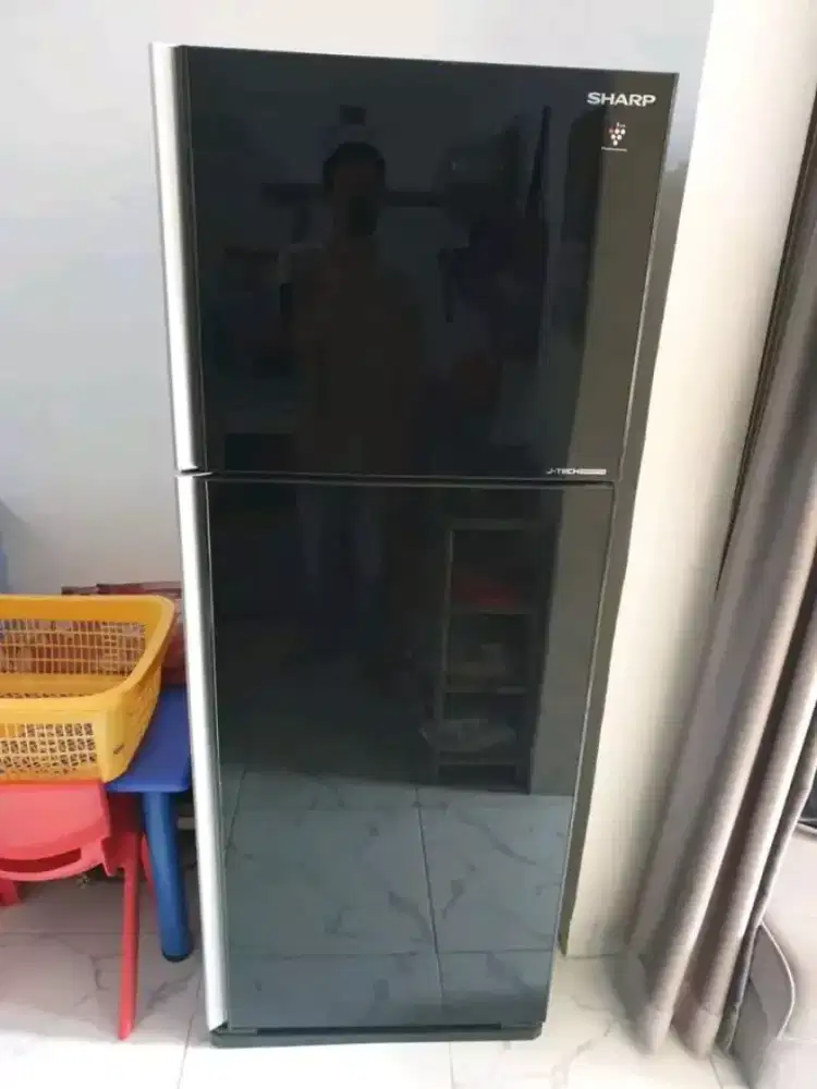 Kulkas Sharp 2 pintu