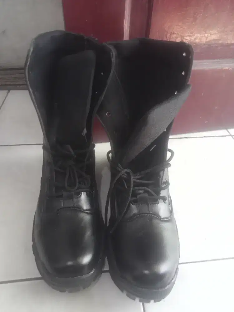 DI JUAL SEPATU PDL NO 44