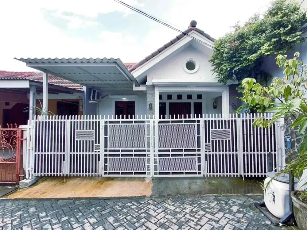 Rumah Cluster Siap Huni Interior Sudah Tertata di Neroktog Pinang Kota Tangerang