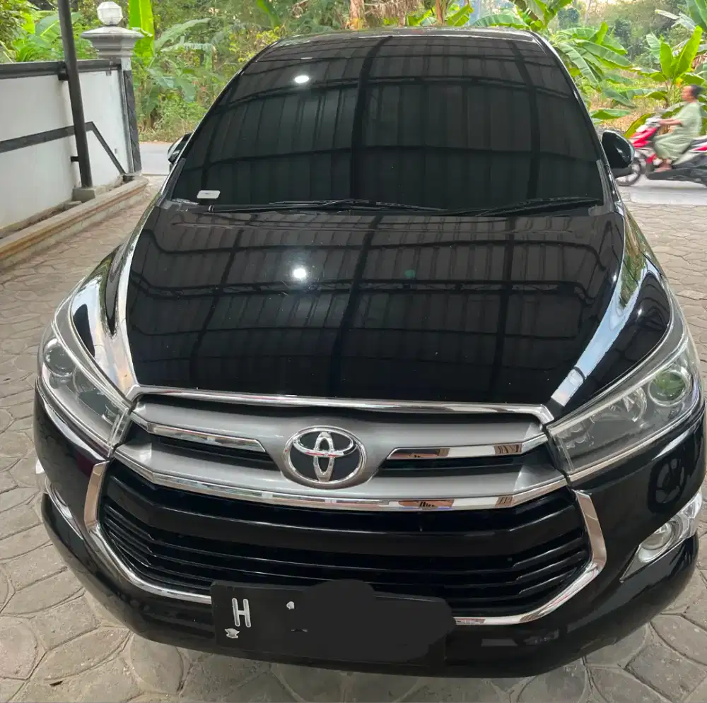 Innova reborn 2.4 V AT 2018/2019