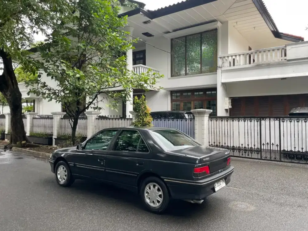 Peugeot 405 STI