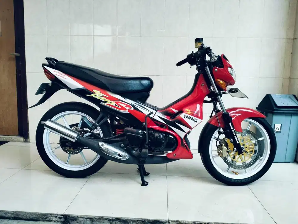 YAMAHA TIARA 120S TAHUN 2001