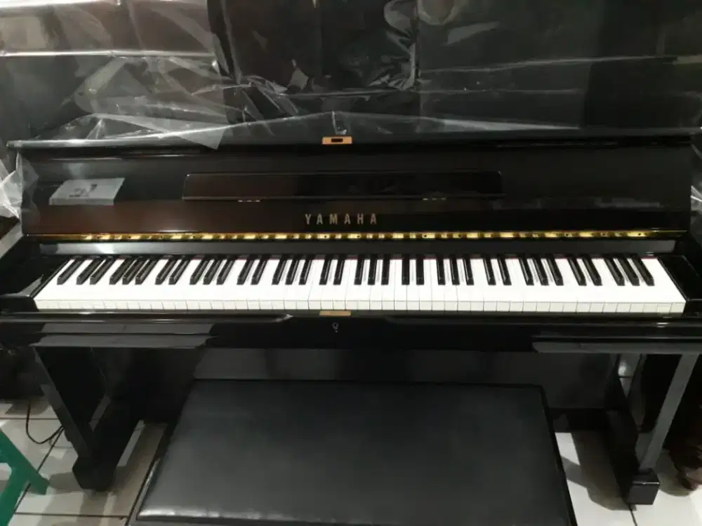 Jual piano yamaha U1F