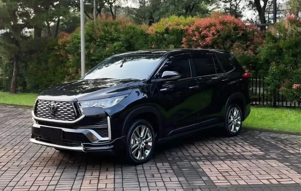 Zenix Q Hybrid Modelista 2024/23 Hitam (Cash)