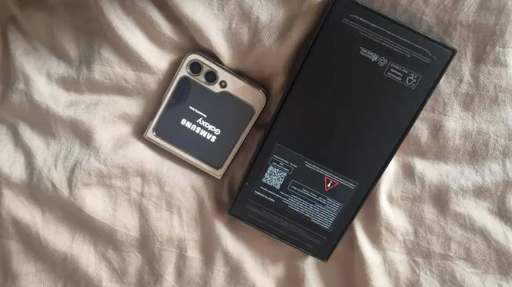 SALE HP SAMSUNG FLIP 6 - 12/512 INC CASING