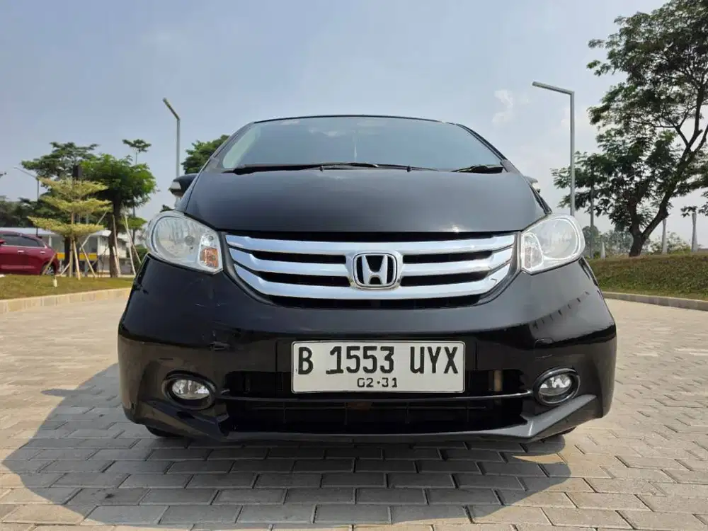 HONDA FREED PSD AT 2015 HITAM