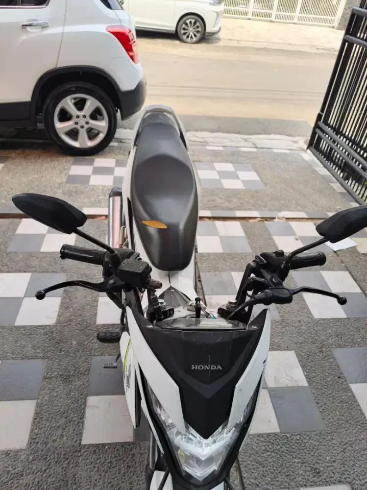 Jual Honda Sonic 2016