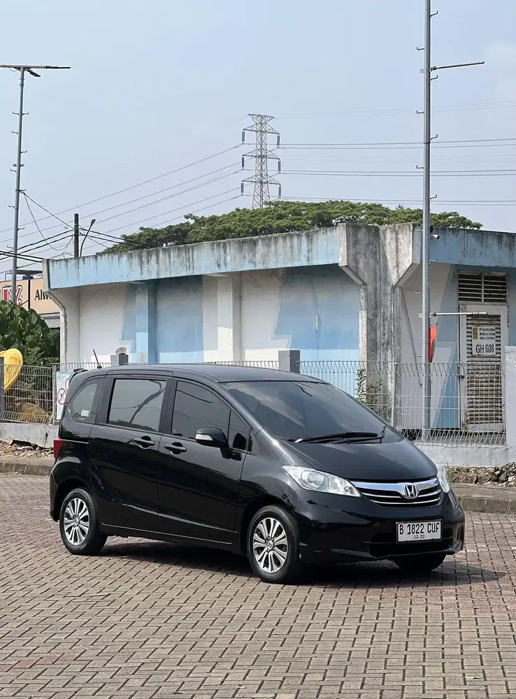 Honda Freed PSD 2012