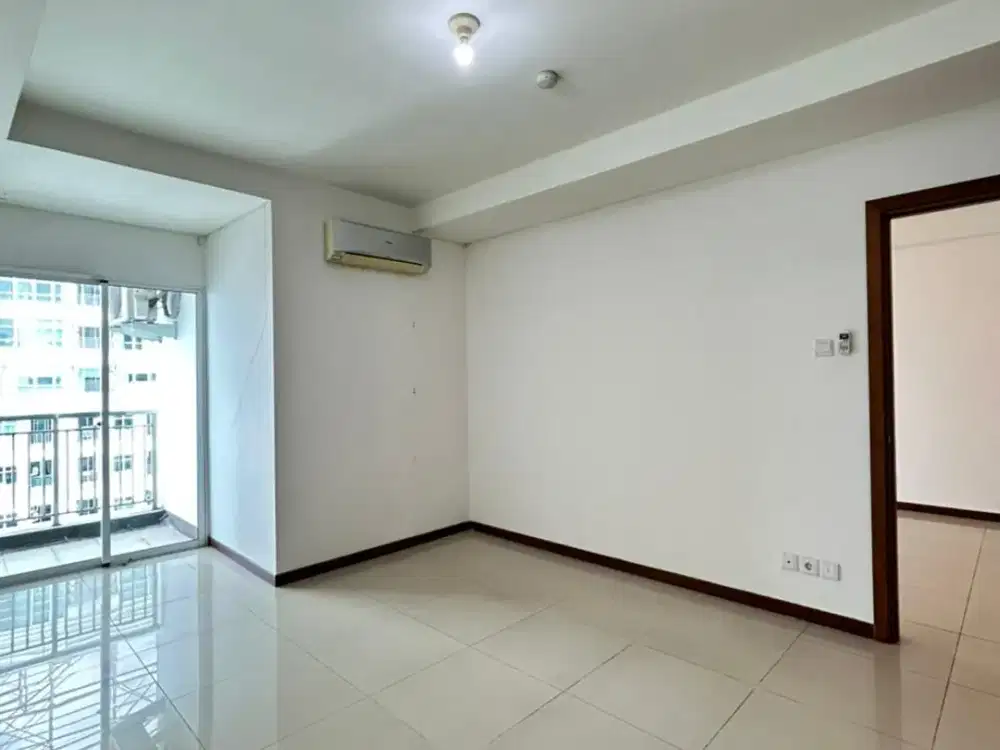 Condominium Green Bay Pluit 2 BR Unfurnished Bebas Dekor Sesukamu