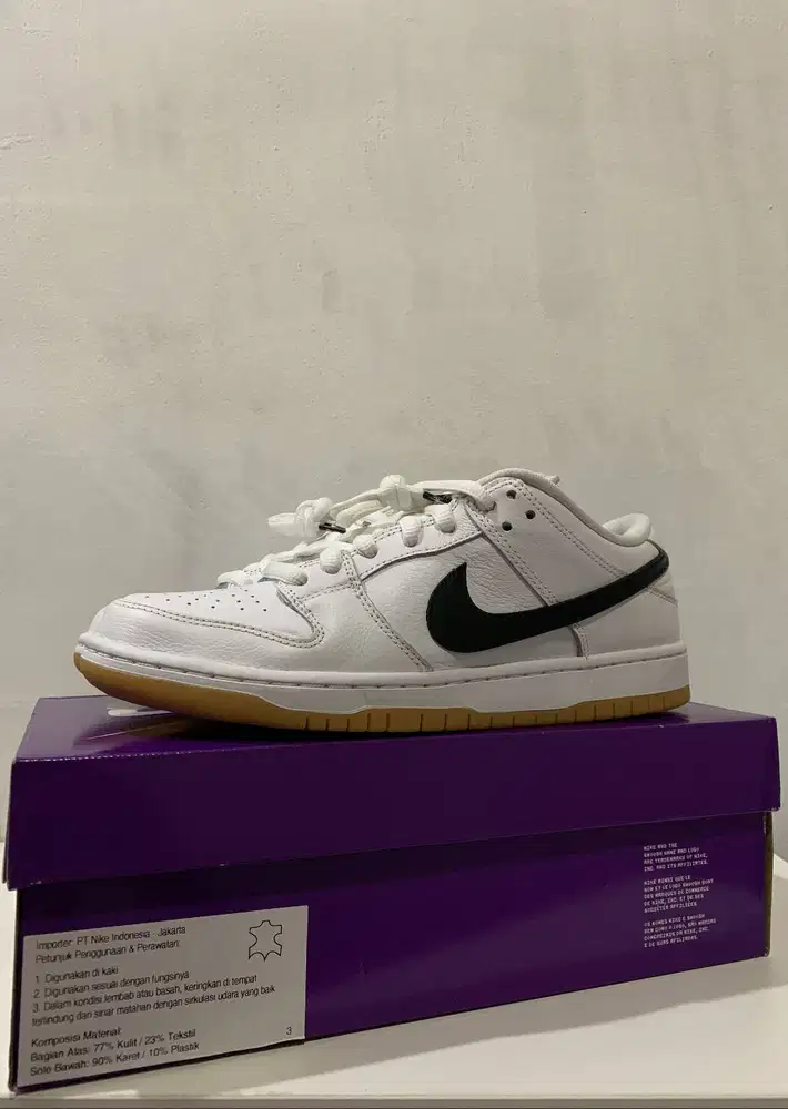 Nike SB Dunk Low White Gum Size US 9 / Euro 42.5 VNDS