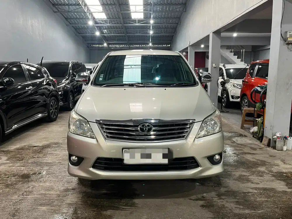 Toyota Innova 2,5 Diesel G Manual 2013 | 2012 | 2014