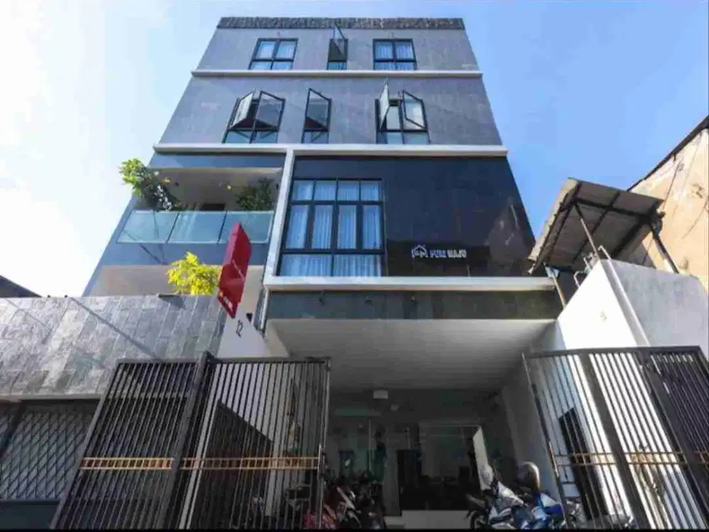DIJUAL CEPAT DAN MURAH HOTEL PURI MAJU JL. LATUMENTEN lll, via LELANG