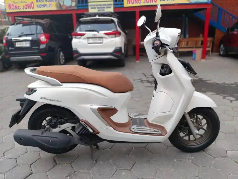 Honda Stylo 160 abs Mate white KM 5rb!!!