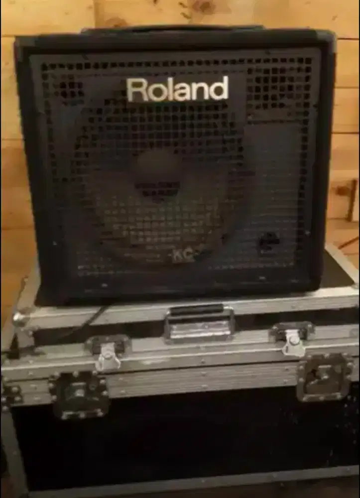 Roland kc 150 12 inc