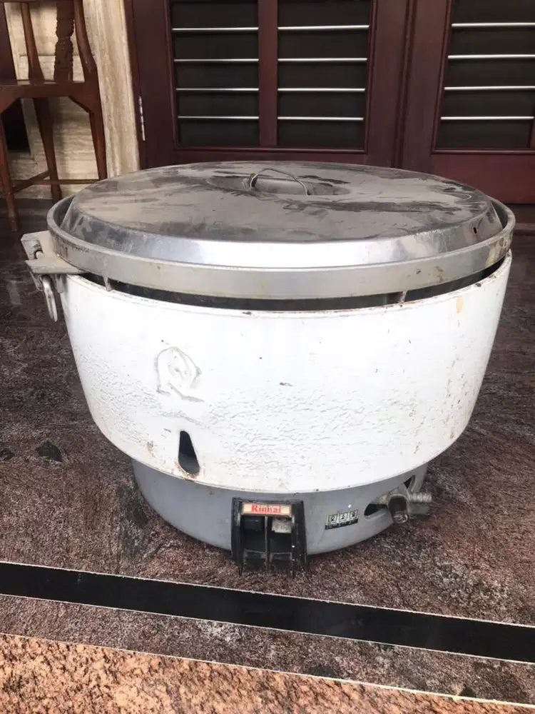 Dijual murah Rice cooker gas Rinnai