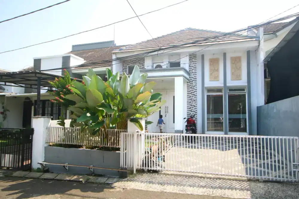 Dijusl cepat rumah di Komplek Bukit Golf Riverside cluster  Arcadia