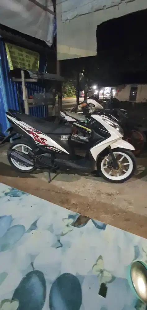 Yamaha xeon rc125