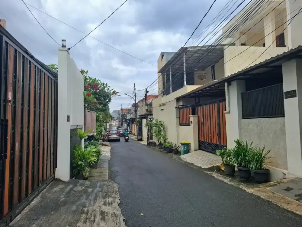 Dijual Rumah di Sukabumi Utara Jakarta Barat