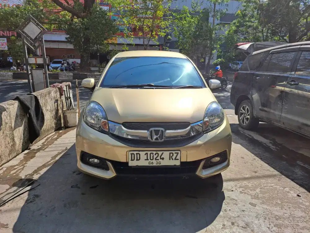 Mobilio New 1.5cc E CVT PRESTIGE 2015 / 2014 Langka Dp5jt