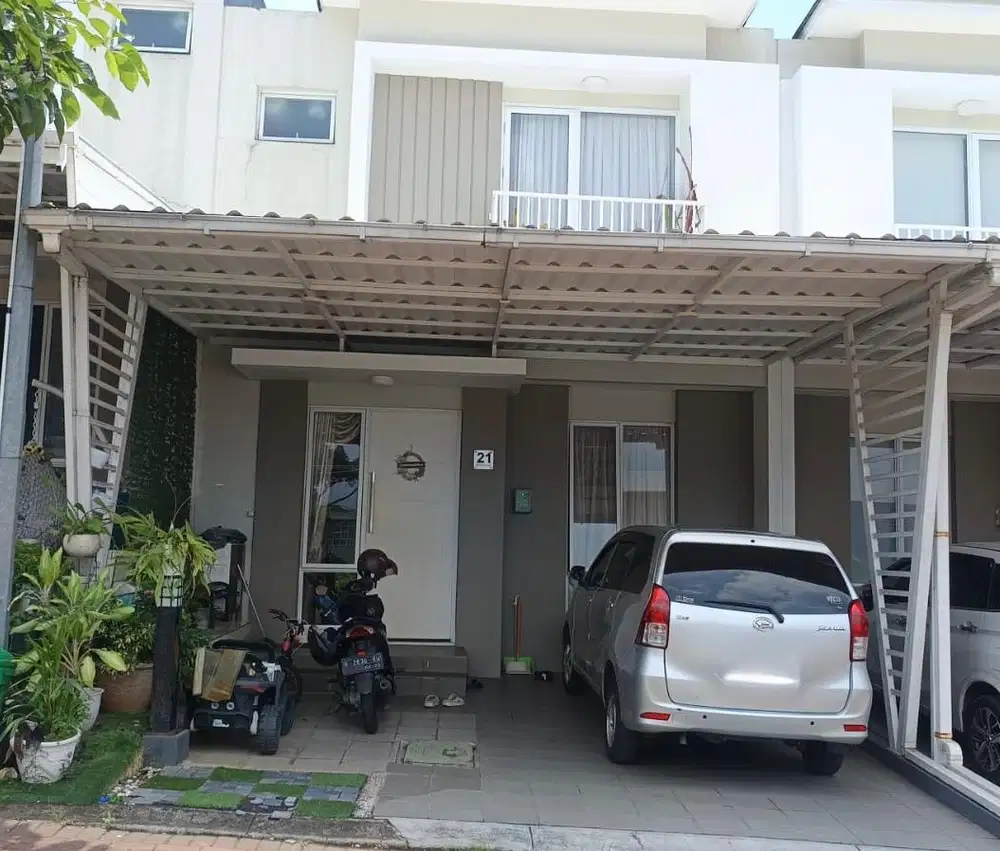 RUMAH  DEKAT TUGUMUDA GAJAHMUNGKUR SEMARANG