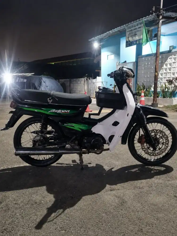 Honda Astrea grand