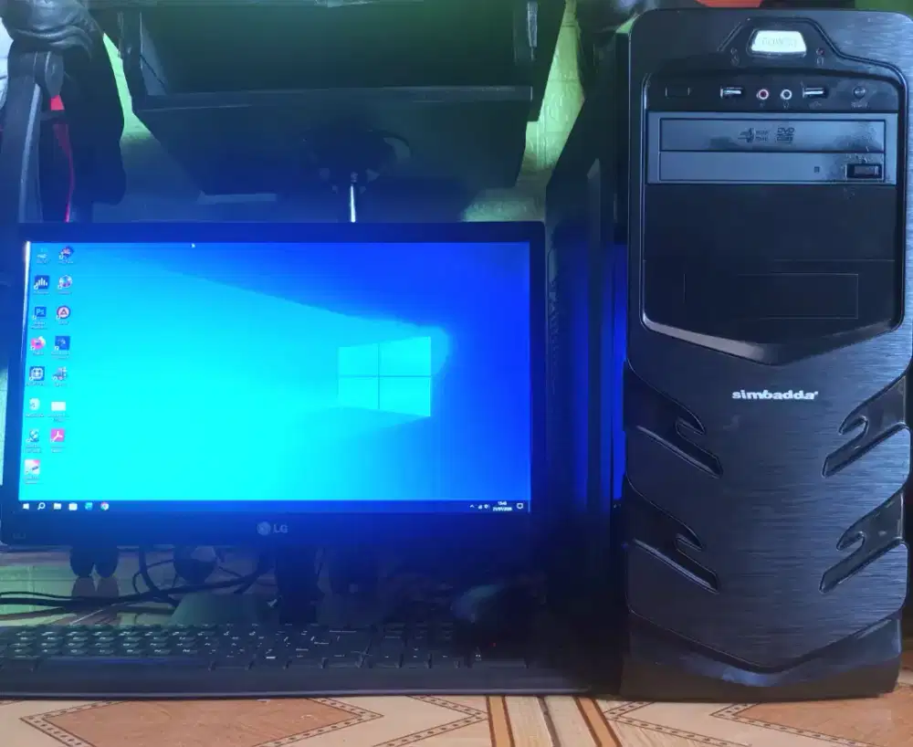 1Set Cpu CORE i5, Rsm8+SSD.