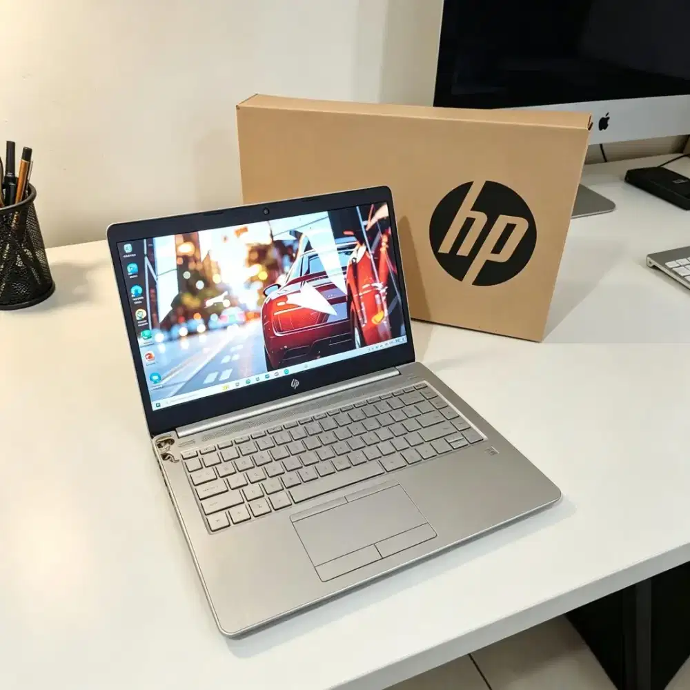 Laptop HP 14s AMD A9 Ram 8gb Ssd 256Gb Radeon 14 inch