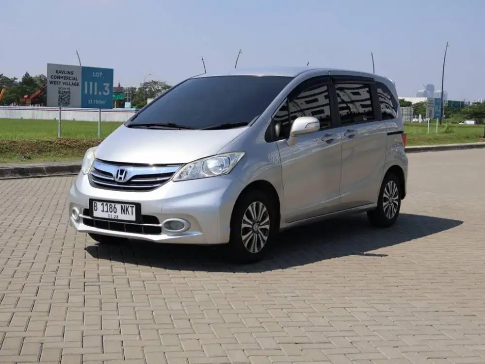 HONDA FREED PSD AT 2012 SILVER