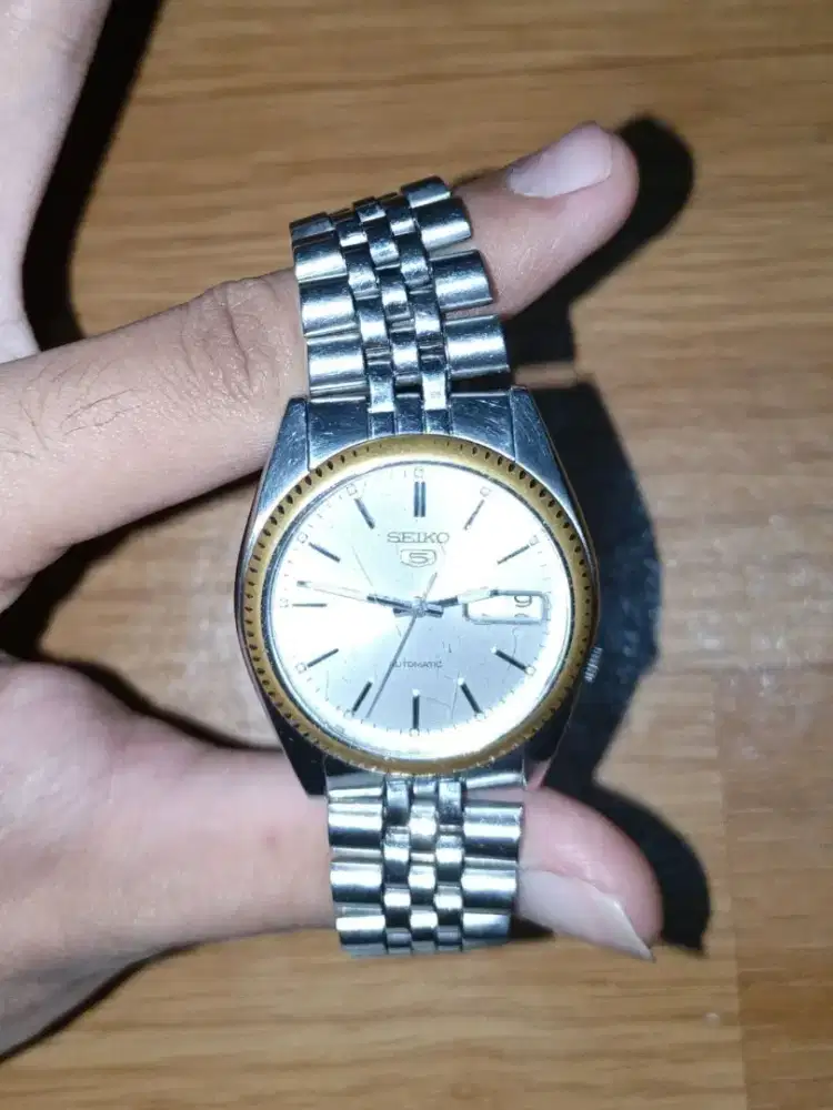 Seiko 5 automatic date just