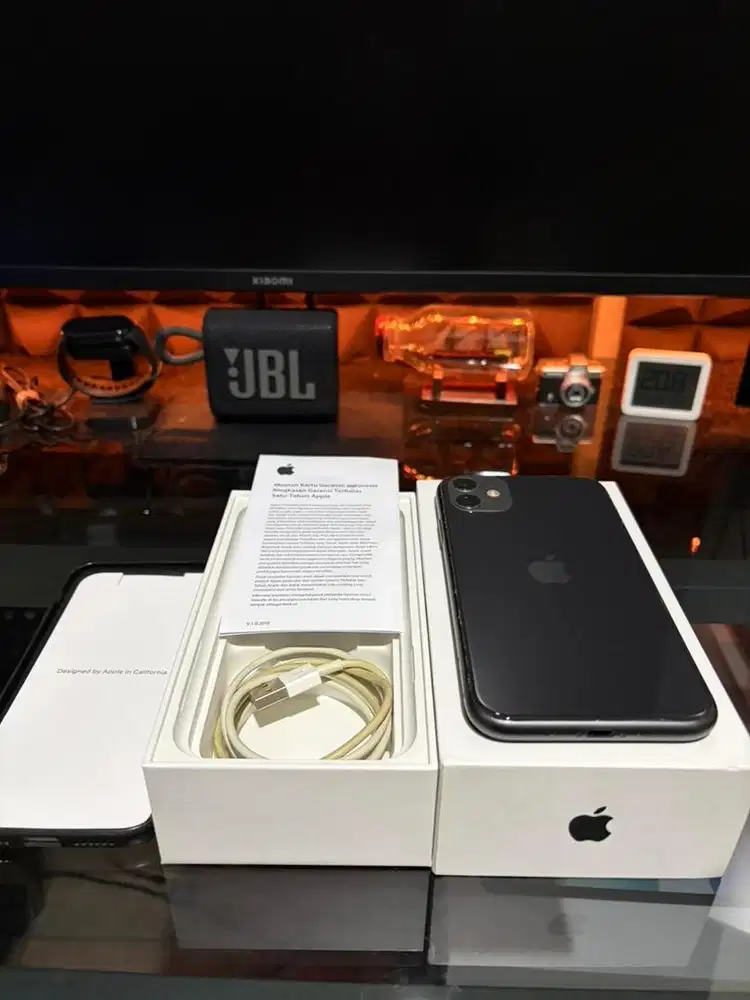 Apple iPhone 11 128GB Black Ex-iBox Fullset, Termurah, Not iPhone 13