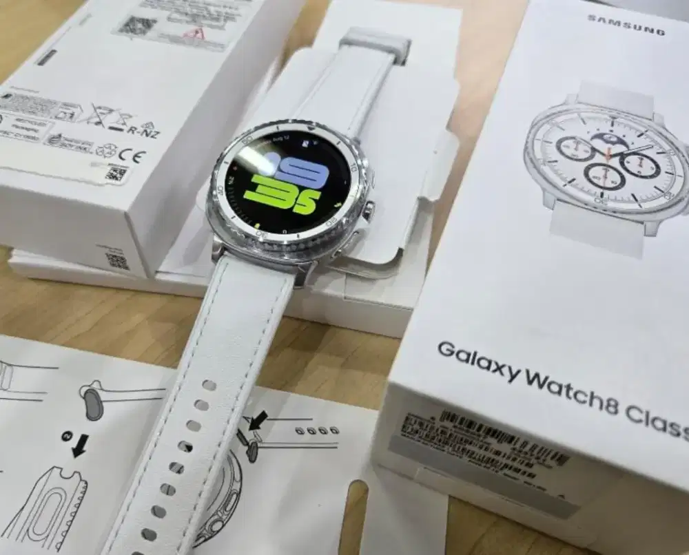 SAMSUNG WATCH 8 CLASSIC