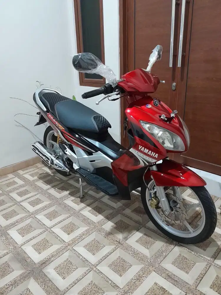 Yamaha NOUVO Z 2005