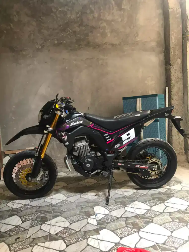 Dijual CRF 150L, 2022 akhir warna hitam